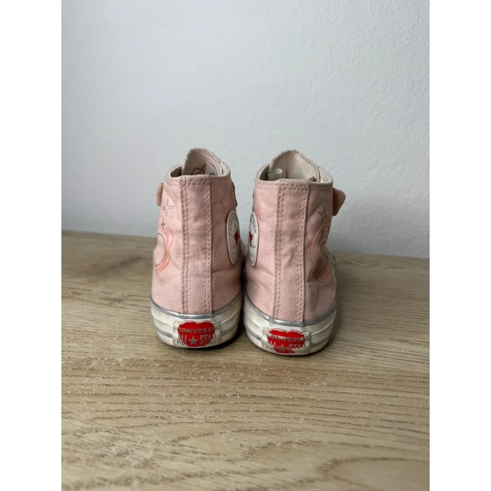 Converse Chuck Taylor All Star High Top Pink Heart Sneakers A09119F Youth Size 2